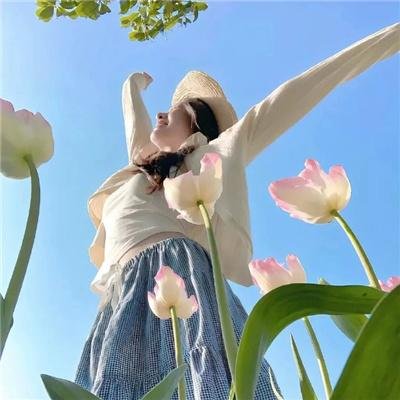 黑伞人
